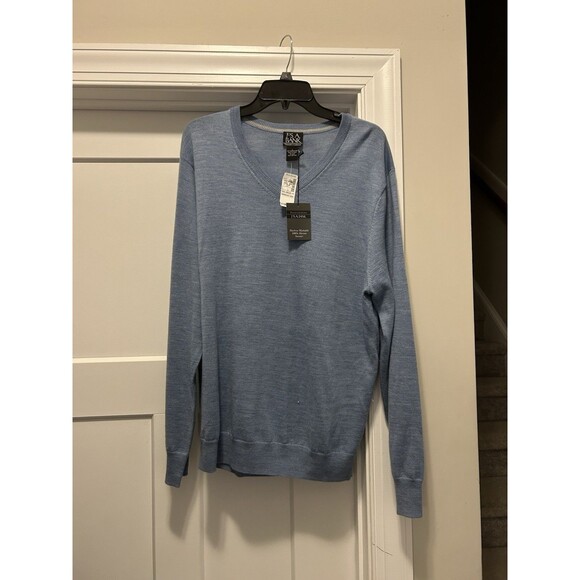 New Jos.A.Bank Size Large Soft 100% Merino Wool V-Neck Sweater Light Blue Preppy - Picture 1 of 5